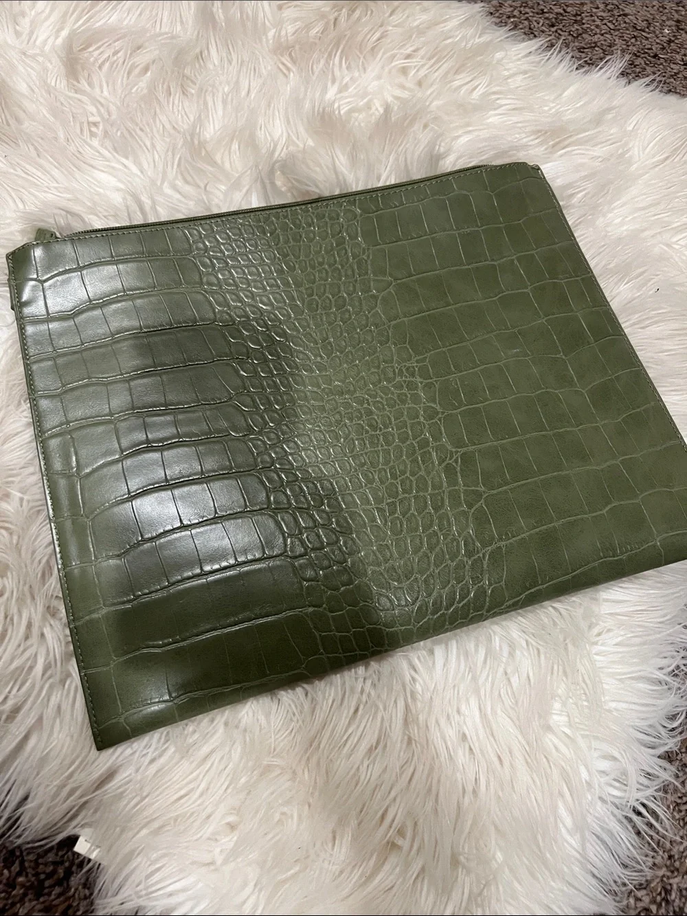 BEIS Olive Green Croc-Embossed Laptop Sleeve